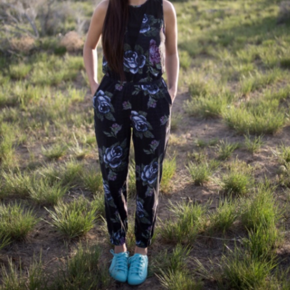 Lululemon floral romper - Picture 4 of 5